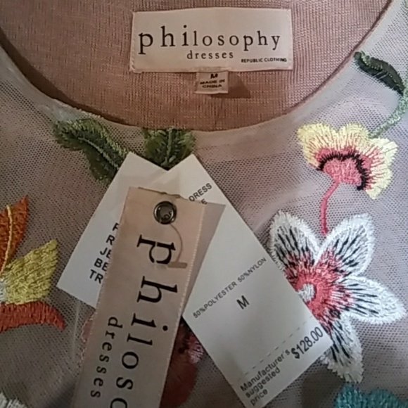 Ladies dress - Picture 6 of 6